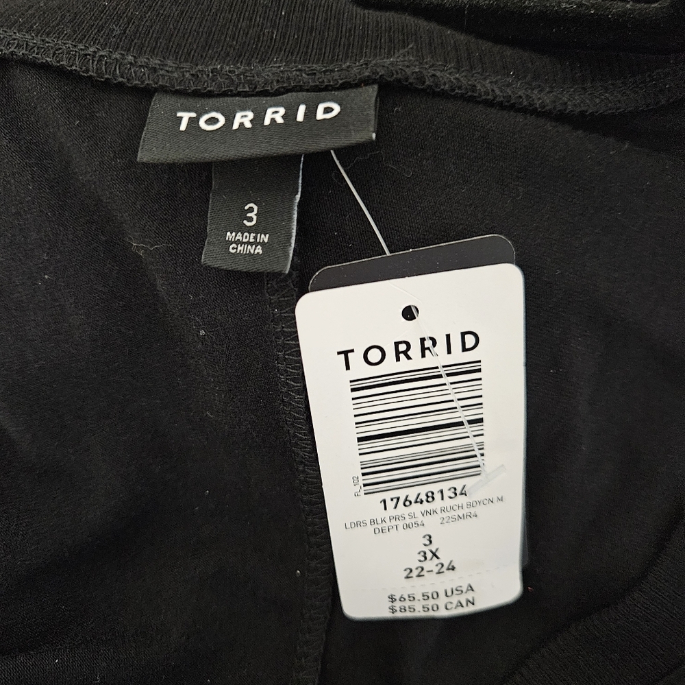 Torrid NWT Ruched Bodycon Dress - Picture 7 of 8